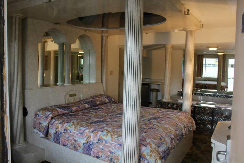 Presidential Inn And Suites Lyons Extérieur photo