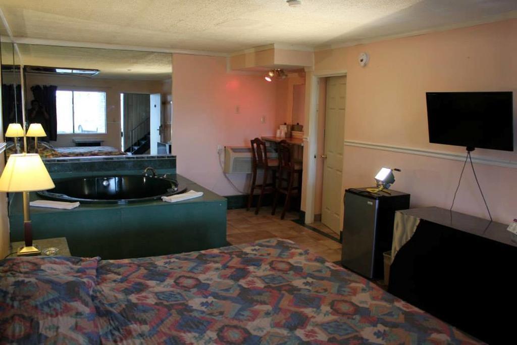 Presidential Inn And Suites Lyons Extérieur photo